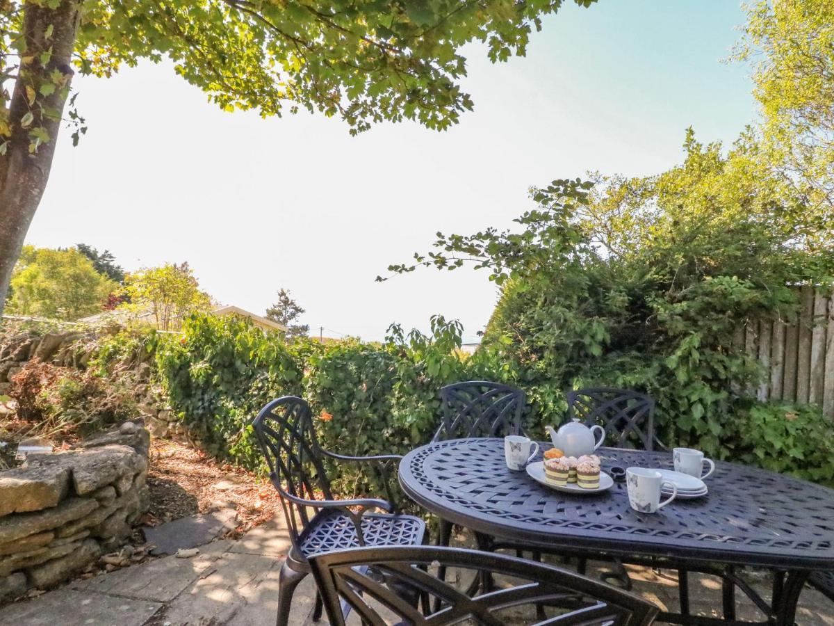 Mimosa Cottage Swyre エクステリア 写真